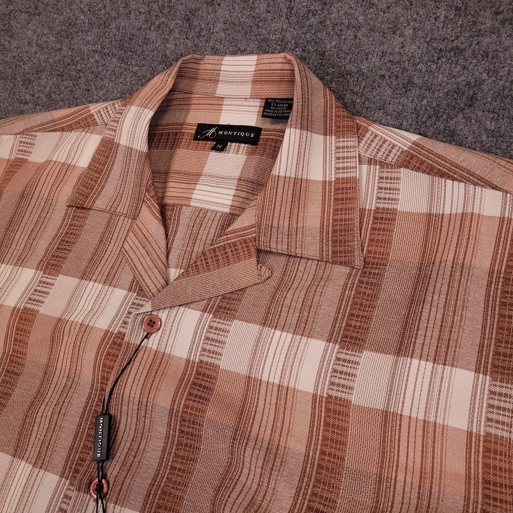 Montique Shirt Men M Brandy Plaid‎ Camp Collar Short Sleeve Button Up NWT